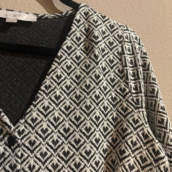🤍 LOFT Jacquard Button Front Flounce Swing Dress – Medium - Picture 6 of 9